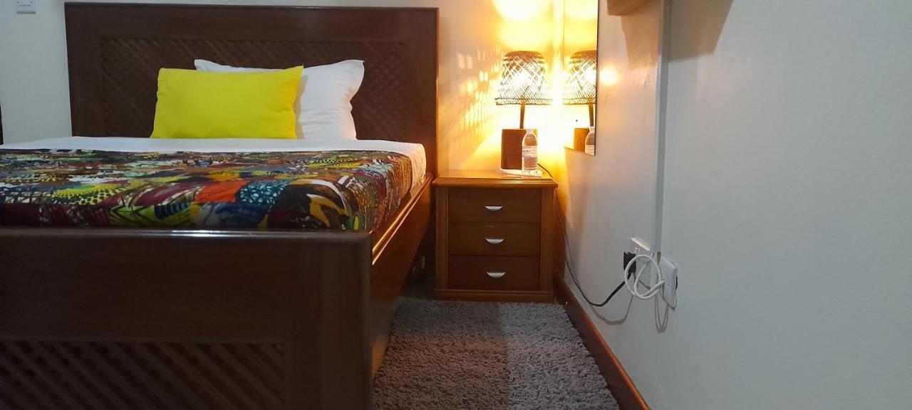 Aivilo Home Entebbe Eksteriør bilde