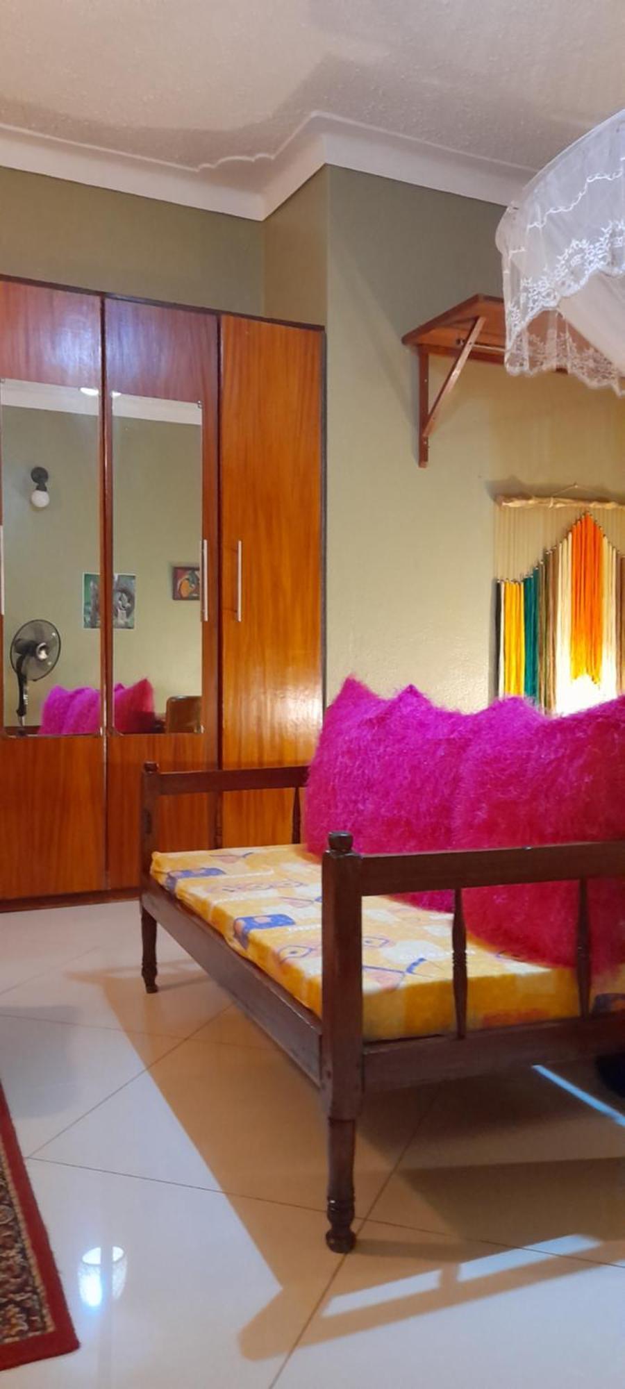 Aivilo Home Entebbe Eksteriør bilde
